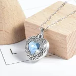 Blau funkelnder Herz Flacon oder Urne “Forever in my Heart” | 925 Silber Medaillon brand: Eudora