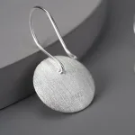 Runde mattierte Ohrringe in Gold oder Silber, Mini Ohrhänger | 925 Silber Ohrschmuck brand: Lotus Fun