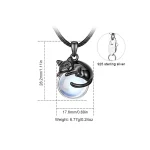 Schwarze Mond Katze Anhänger, 925 Silber Halskette mit Mondstein Glas. Kitty Krafttier Schmuck, detaillierte Katzenfigur auf schimmerndem Mondstein.