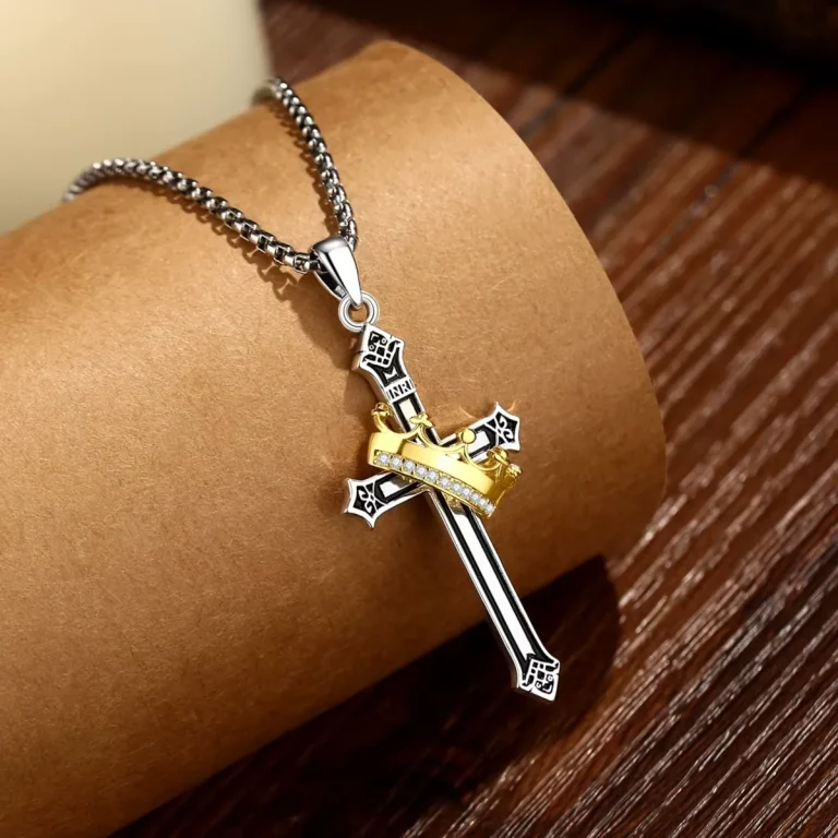 Kreuz + Krone Anhänger: Teilvergoldetes Kreuz mit Zirkonia-besetzter Krone, Jesus-Motiv, 925 Silber Halskette, christlicher Schmuck